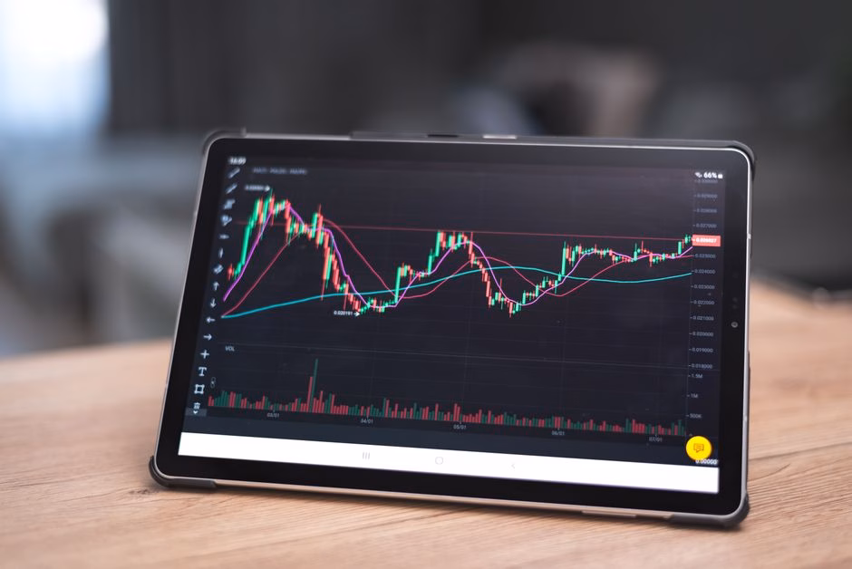 How to Evaluate Tech Stocks After a 5 Percent Drop