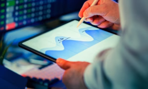 How to Evaluate a Tech Stock Up 10 Percent in a Week